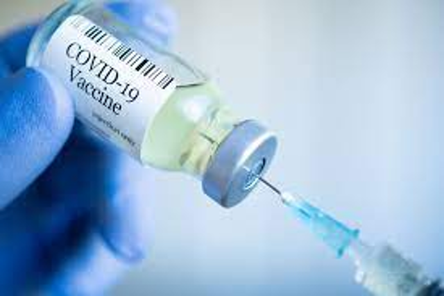 Vaccino - terza dose per persone con elevata fragilita'